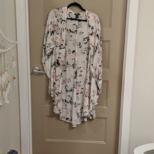 IVORY FLORAL LONGLINE kimono